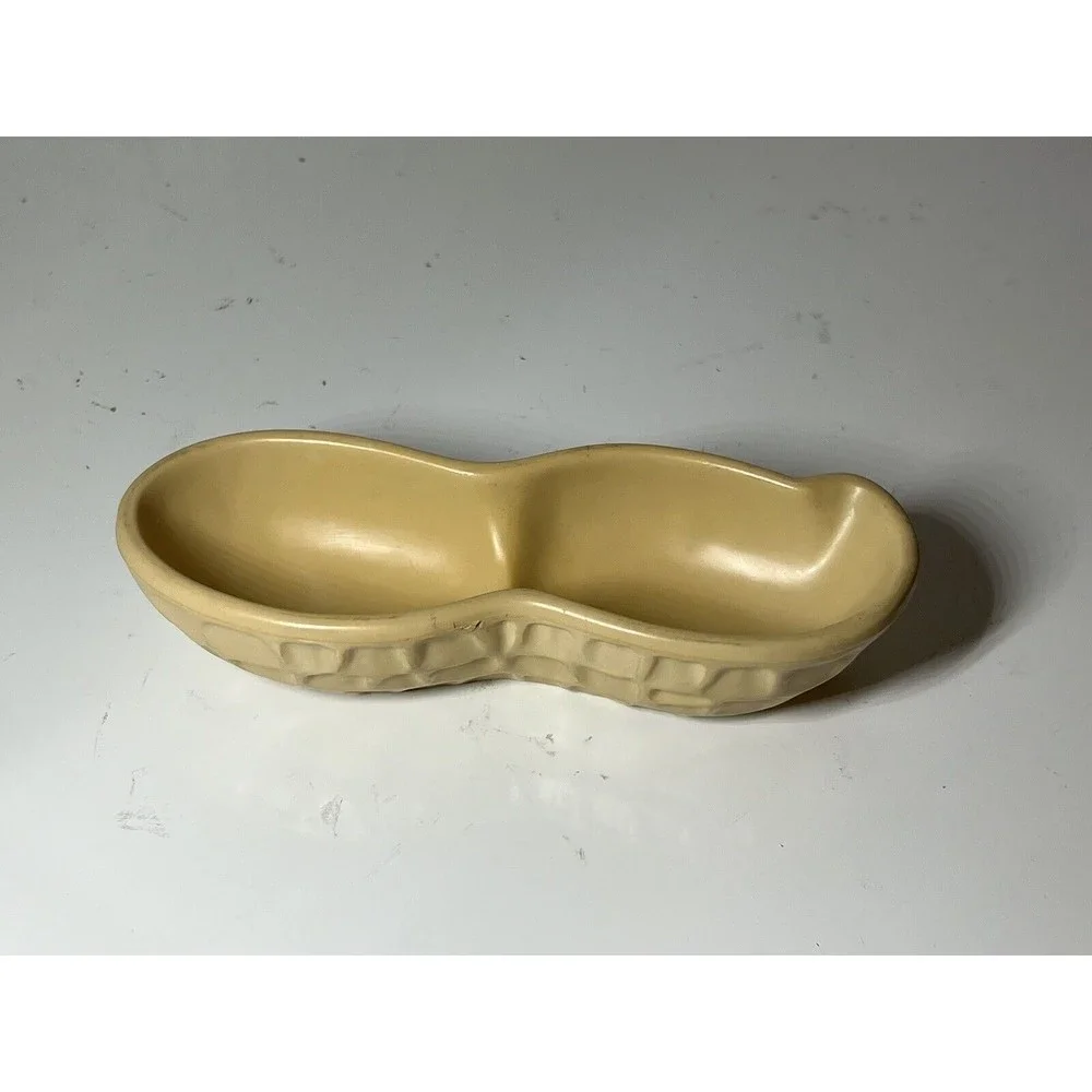 AVON Mr.Peanut Nutty Soap Dish Nut Shell Shaped Bowl Brown Tan 6.5